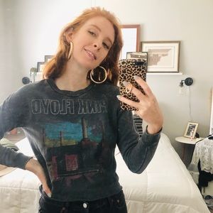 Cropped Graphic Sweater